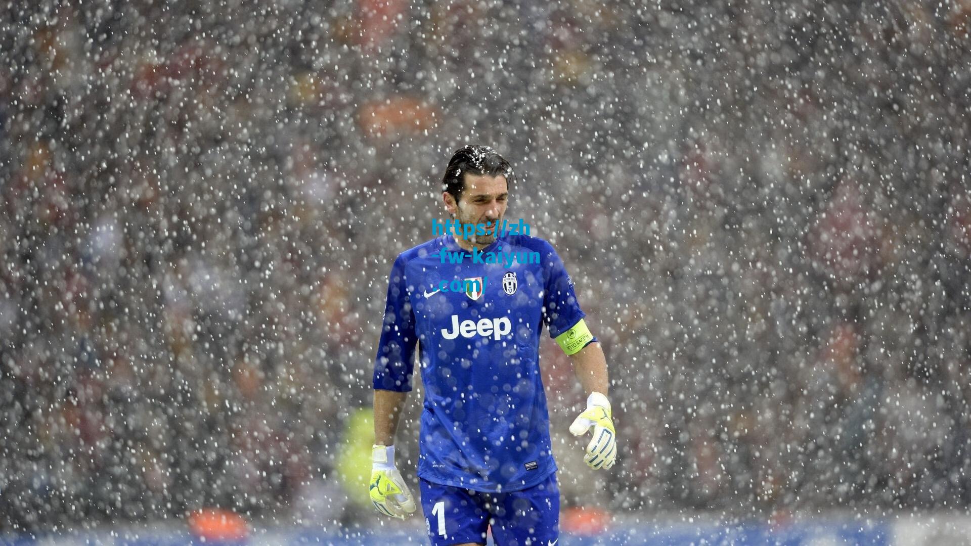 利雅得新月天价合约锁定奥斯梅恩 年薪3000万欧引爆足坛转会市场