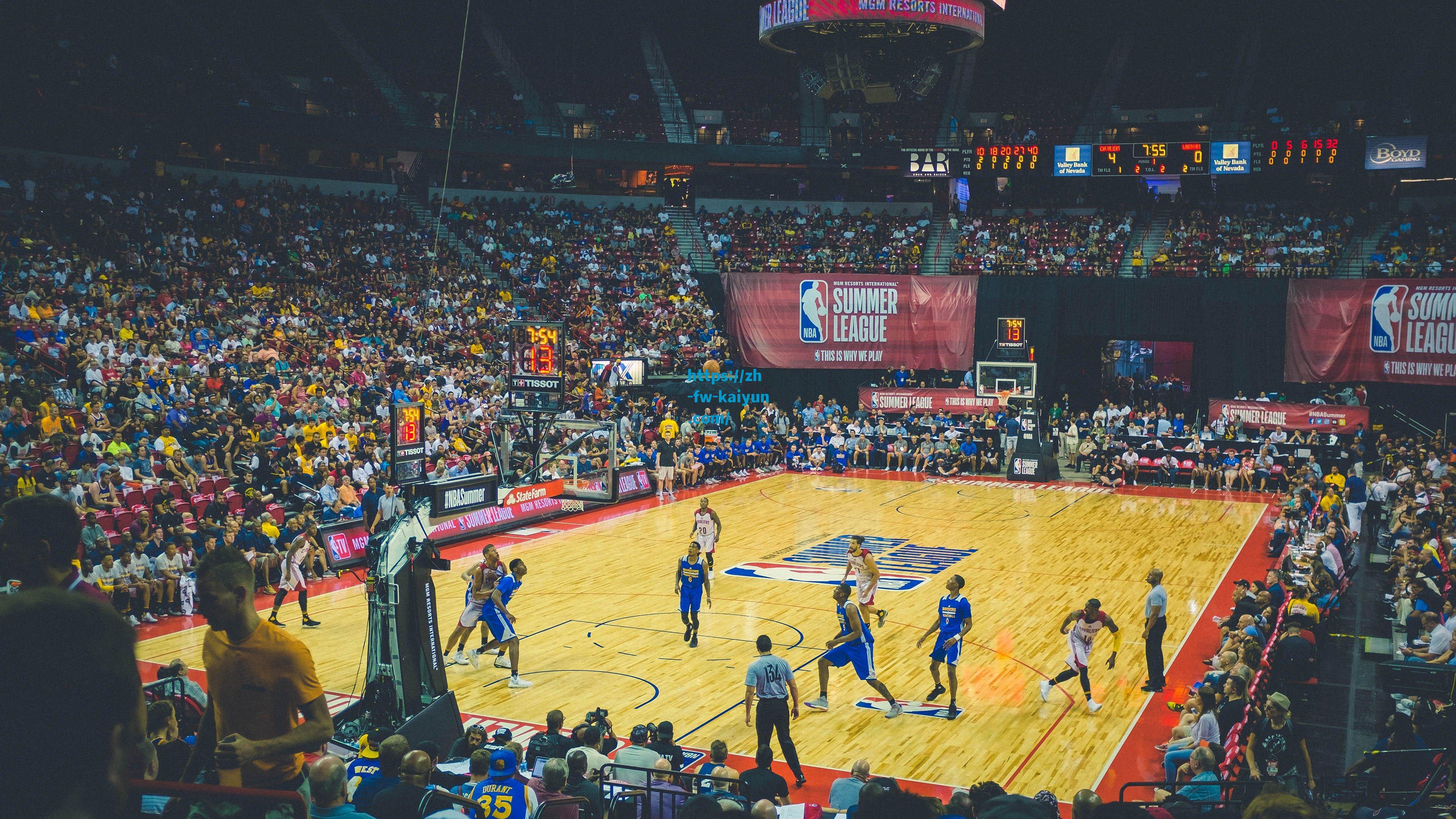 常州球迷be like,绿茵场上的热情守护者