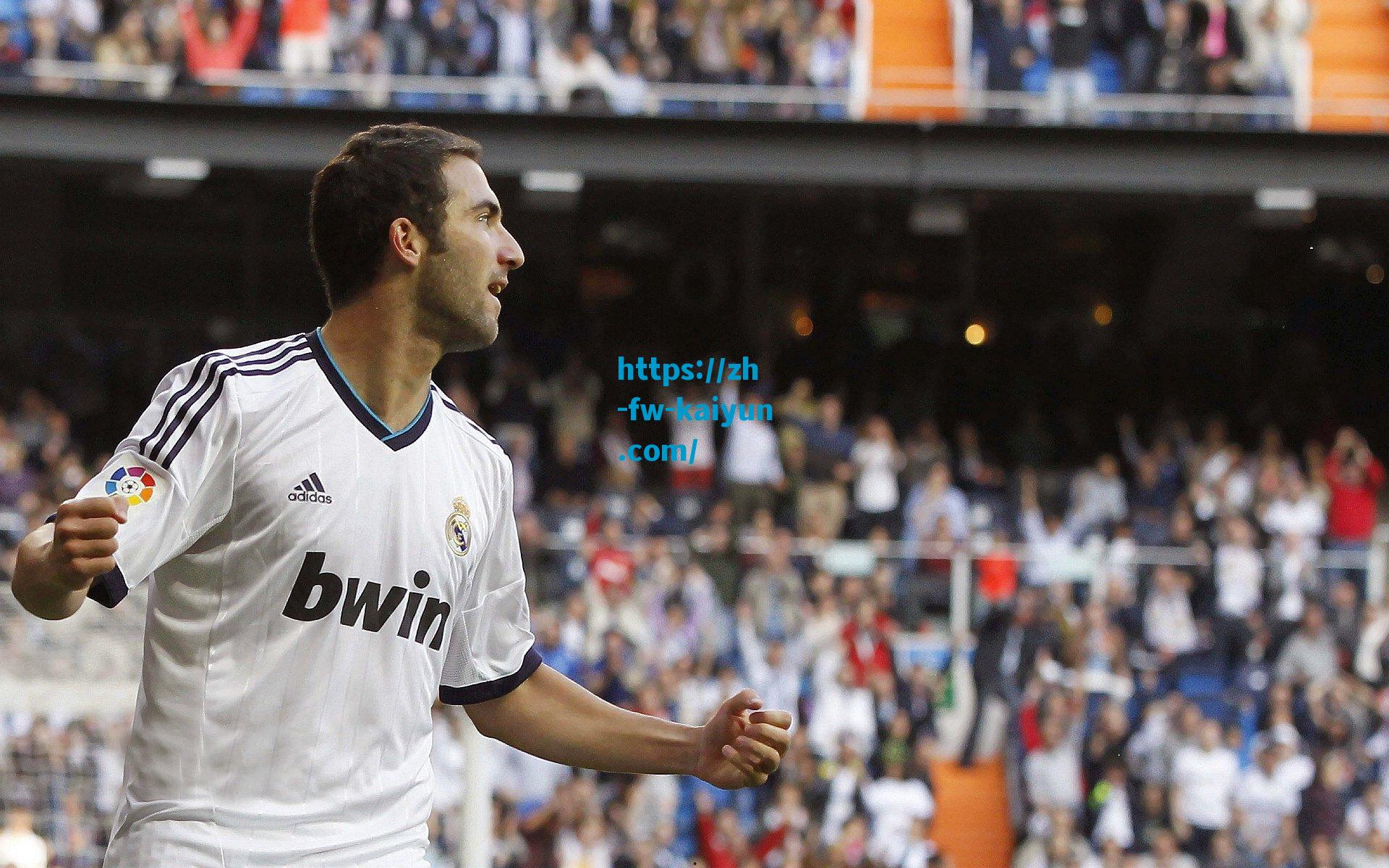 多特新星桑乔回击曼联球迷嘲讽，欧洲冠军奖杯胜过一切口水战